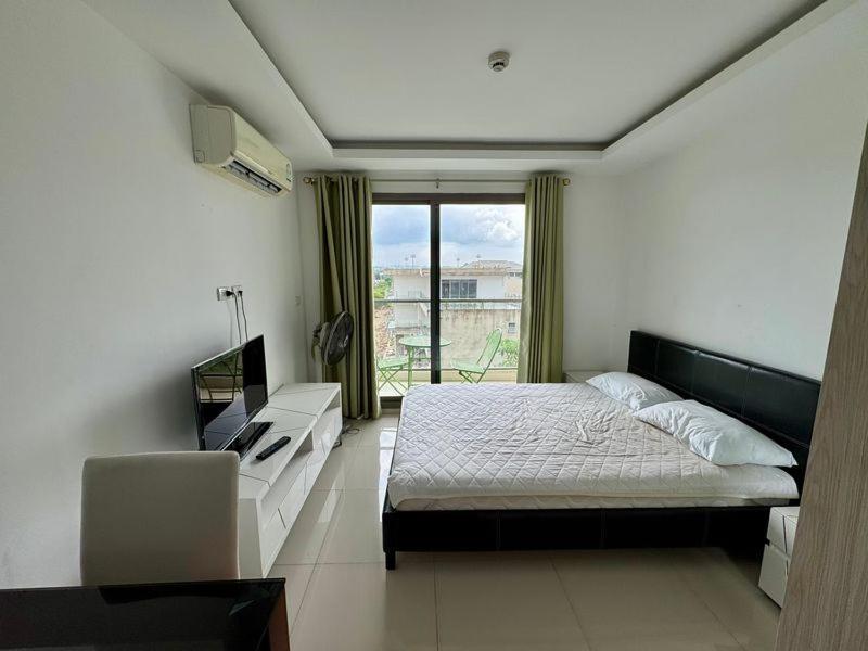 Maldives Resort By Psr Pantai Jomtien Luaran gambar